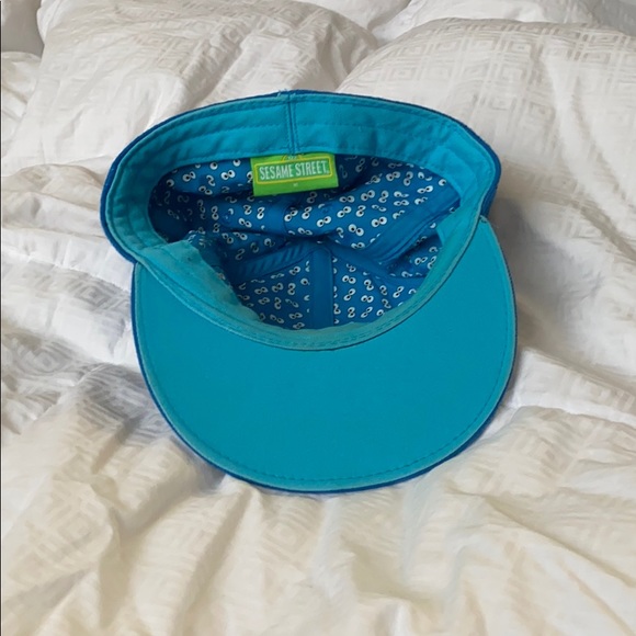 Cookie Monster Hat. - Picture 2 of 3